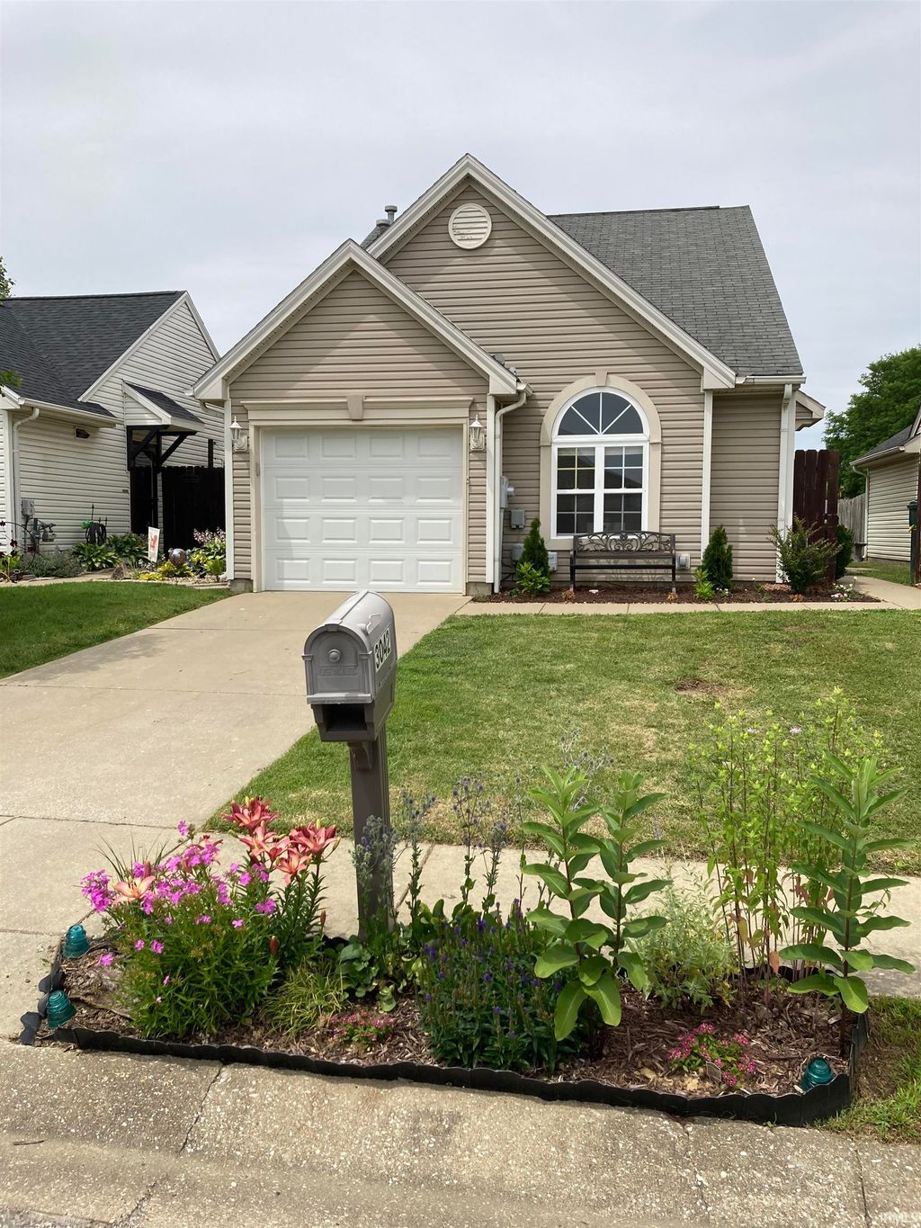Photo of 3042 Galleon Drive, Evansville, IN 47725 (MLS # 202620717)