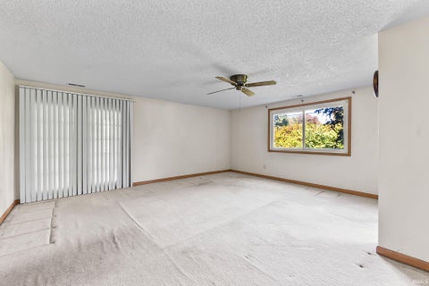 Tiny photo for 7009 Pumpkin Lane, Fort Wayne, IN 46835 (MLS # 202641931)