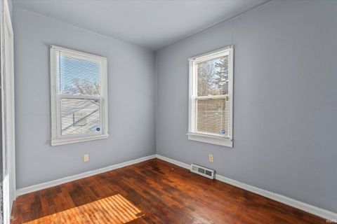 Tiny photo for 1650 N Meade Street, South Bend, IN 46628 (MLS # 202605439)