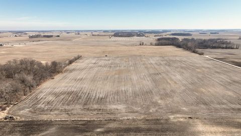 Tiny photo for * 400 W Road Road, Kewanna, IN 46939 (MLS # 202607744)