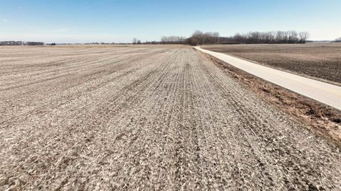 Tiny photo for * 400 W Road Road, Kewanna, IN 46939 (MLS # 202607744)