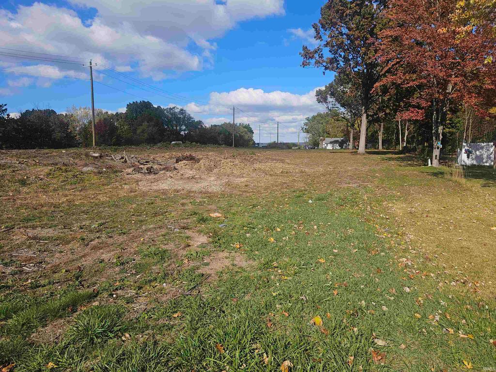 Photo of 27911 Plainfield Drive, Elkhart, IN 46514 (MLS # 202543555)