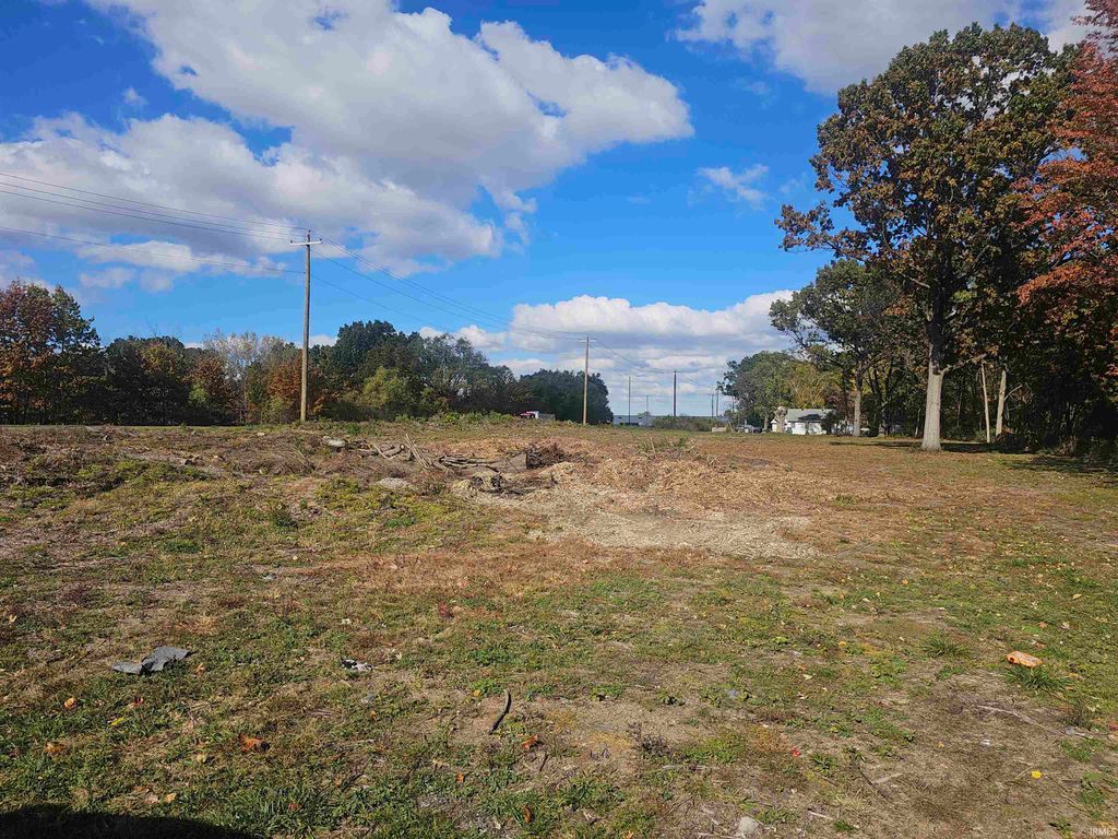 Photo of 27911 Plainfield Drive, Elkhart, IN 46514 (MLS # 202543555)