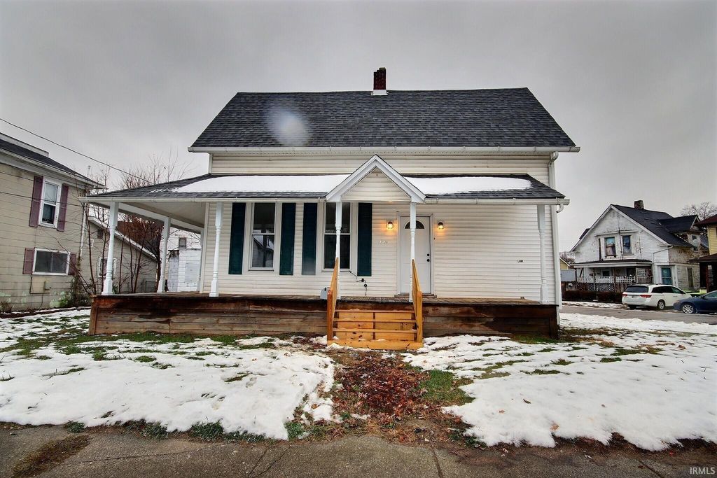 Photo of 644 First Street, Huntington, IN 46750 (MLS # 202549156)