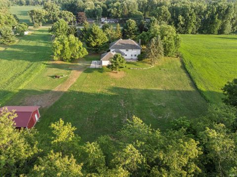 Tiny photo for 20929 W Roosevelt Road, South Bend, IN 46614 (MLS # 202541324)