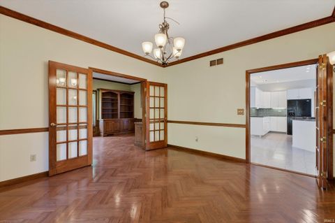 Tiny photo for 20929 W Roosevelt Road, South Bend, IN 46614 (MLS # 202541324)