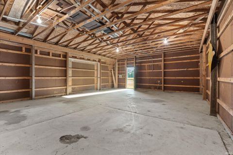 Tiny photo for 20929 W Roosevelt Road, South Bend, IN 46614 (MLS # 202541324)