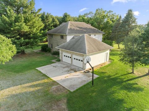 Tiny photo for 20929 W Roosevelt Road, South Bend, IN 46614 (MLS # 202541324)