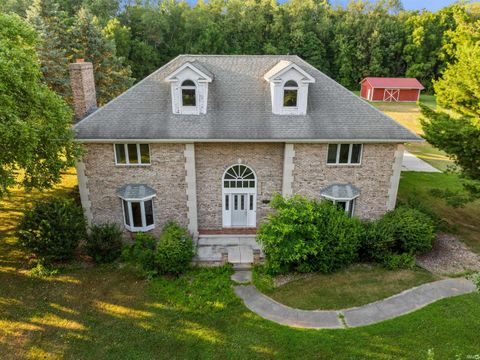 Tiny photo for 20929 W Roosevelt Road, South Bend, IN 46614 (MLS # 202541324)