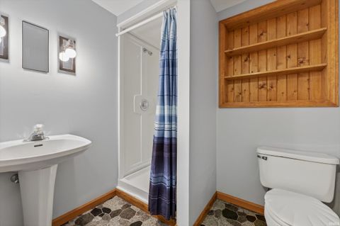 Tiny photo for 20929 W Roosevelt Road, South Bend, IN 46614 (MLS # 202541324)