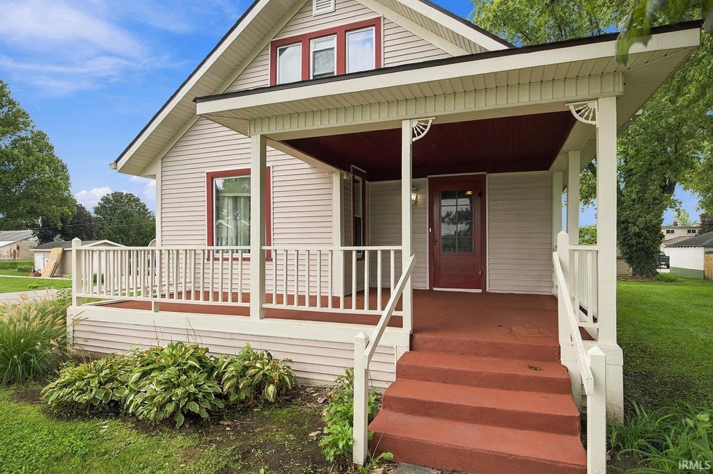 Photo of 309 E Walnut Street, Chalmers, IN 47929 (MLS # 202639471)