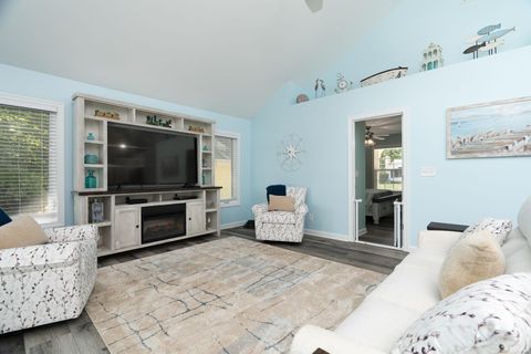 Tiny photo for 3743 N West Shafer Drive, Monticello, IN 47960 (MLS # 202536849)