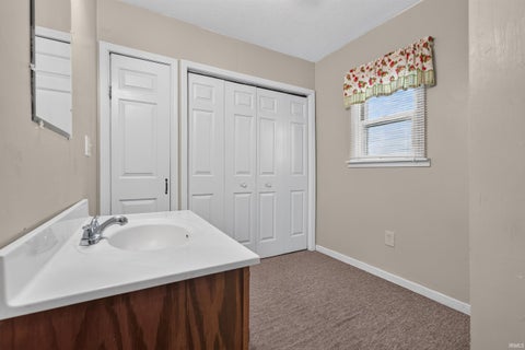 Tiny photo for 21 E Miami Avenue, Logansport, IN 46947 (MLS # 202644259)