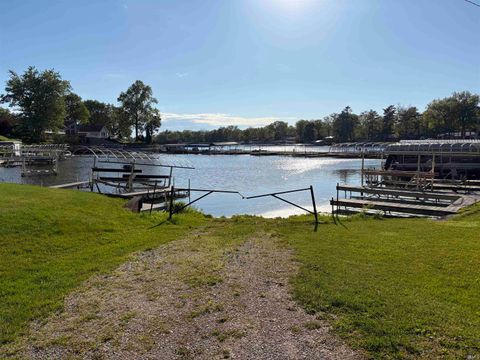 Tiny photo for 6079 N Lake Road 67 East Road, Monticello, IN 47960 (MLS # 202618154)