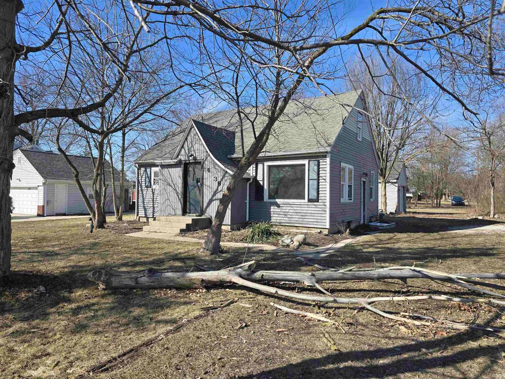 Photo of 4739 Stellhorn Road, Fort Wayne, IN 46815 (MLS # 202606770)