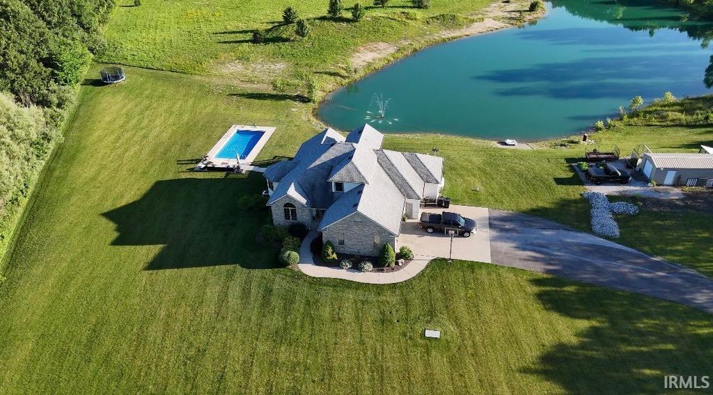 Photo of 4516 Hollopeter Road, Leo, IN 46765 (MLS # 202606764)