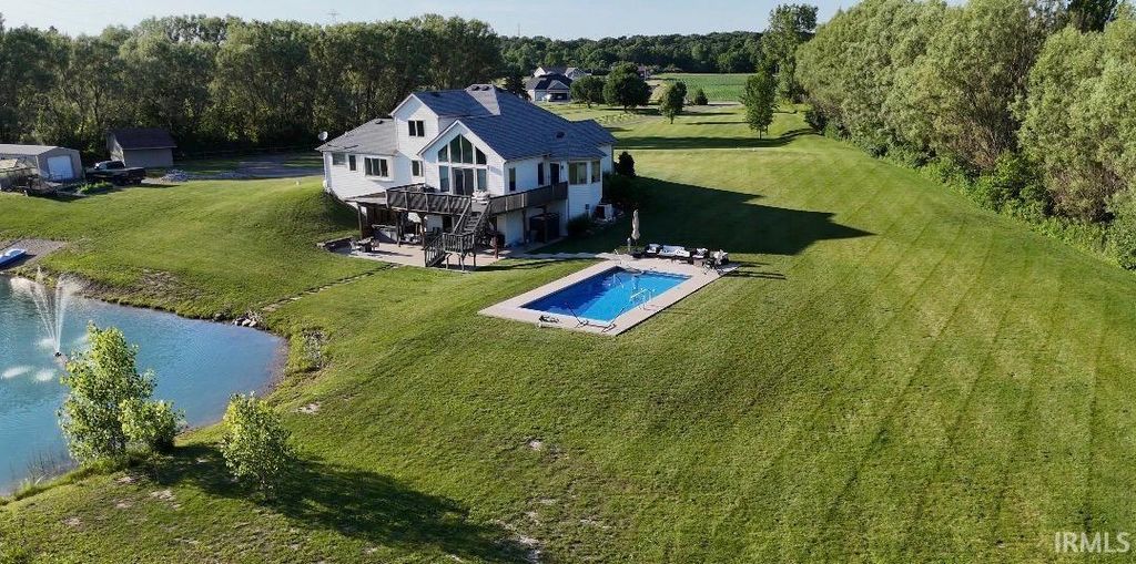 Photo of 4516 Hollopeter Road, Leo, IN 46765 (MLS # 202606764)