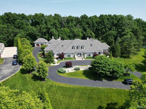 Photo of 3593 E Saddlebrook Lane, Bloomington, IN 47401 (MLS # 202538700)