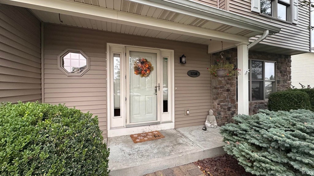 Photo of 1238 Crimson Leaf Drive, Goshen, IN 46526 (MLS # 202641124)