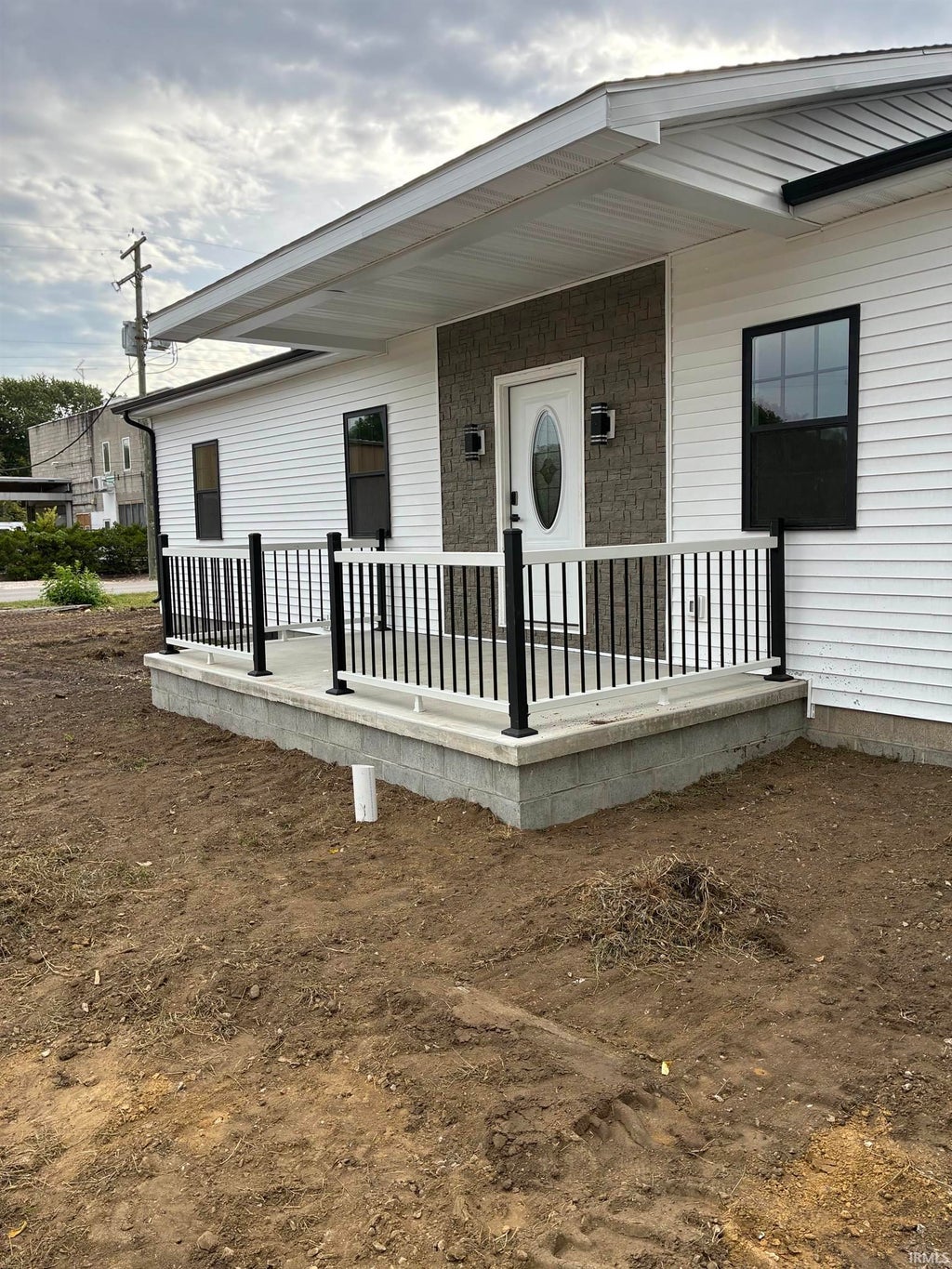 Photo of 324 S 12th Street, Vincennes, IN 47591 (MLS # 202635802)