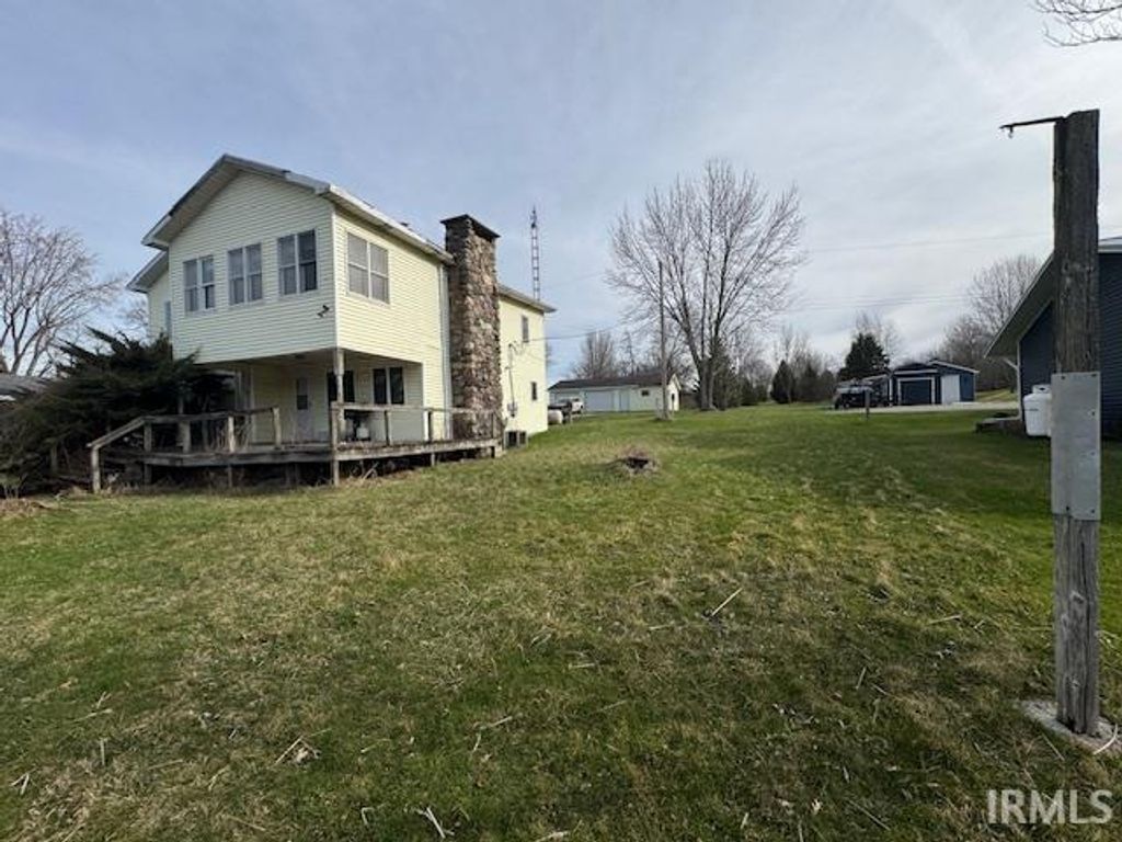 Photo of 2150 E 525 S, Wolcottville, IN 46795 (MLS # 202611084)