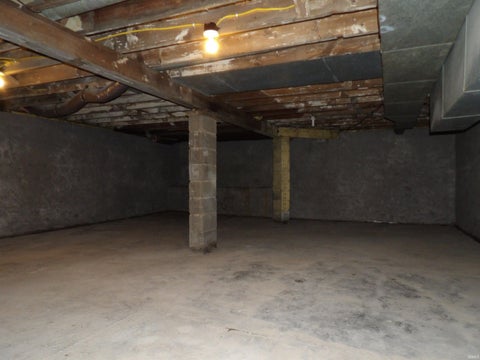 Tiny photo for 301 N Light Street, Muncie, IN 47303 (MLS # 202634823)