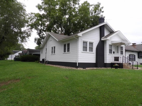 Tiny photo for 301 N Light Street, Muncie, IN 47303 (MLS # 202634823)