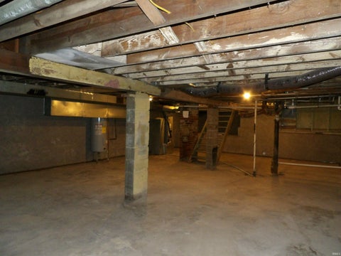Tiny photo for 301 N Light Street, Muncie, IN 47303 (MLS # 202634823)