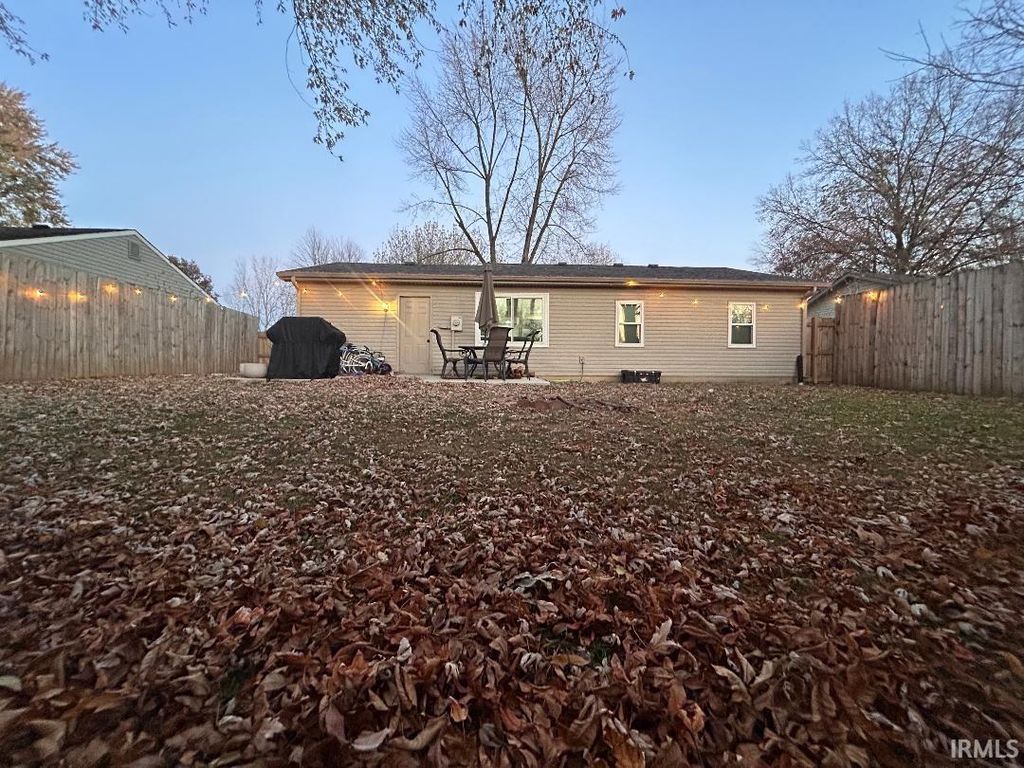 Photo of 2810 Heatherlea Drive, Indianapolis, IN 46229 (MLS # 202605471)