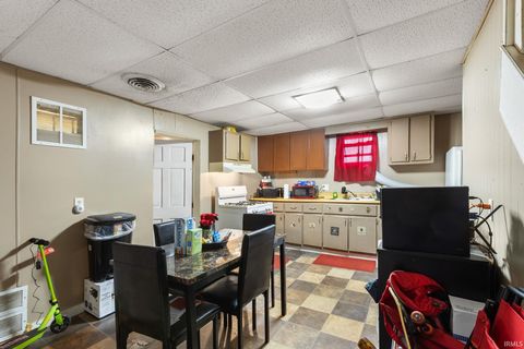 Tiny photo for 412 W Washington Street, Elkhart, IN 46516 (MLS # 202605386)