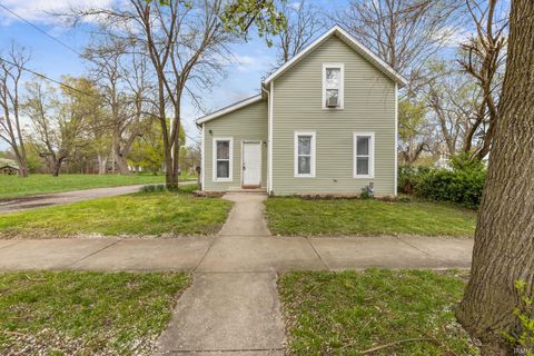 Tiny photo for 412 W Washington Street, Elkhart, IN 46516 (MLS # 202605386)