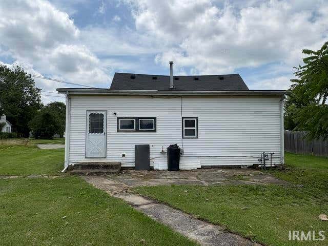 Photo of 542 W Commercial Street, Hartford City, IN 47348 (MLS # 202626000)