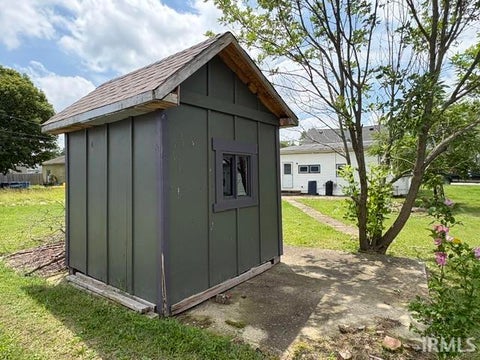 Tiny photo for 542 W Commercial Street, Hartford City, IN 47348 (MLS # 202626000)