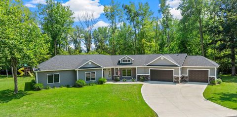 8063 E Country Club Lane, Syracuse, IN 46567 - #: 202507957