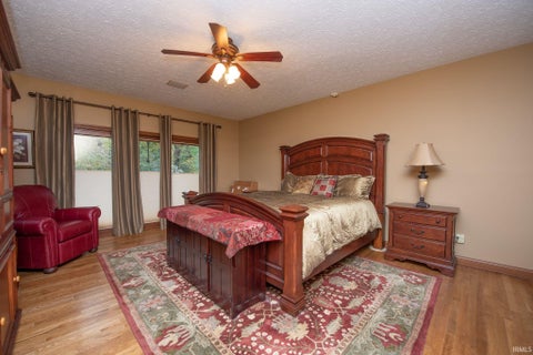 Tiny photo for 811 Deerwood Ridge, Lafayette, IN 47905 (MLS # 202642662)