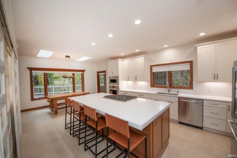 Tiny photo for 811 Deerwood Ridge, Lafayette, IN 47905 (MLS # 202642662)