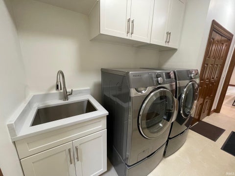 Tiny photo for 811 Deerwood Ridge, Lafayette, IN 47905 (MLS # 202642662)