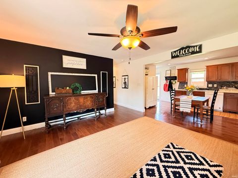 Tiny photo for 1908 Chickasaw Drive, Evansville, IN 47715 (MLS # 202612560)