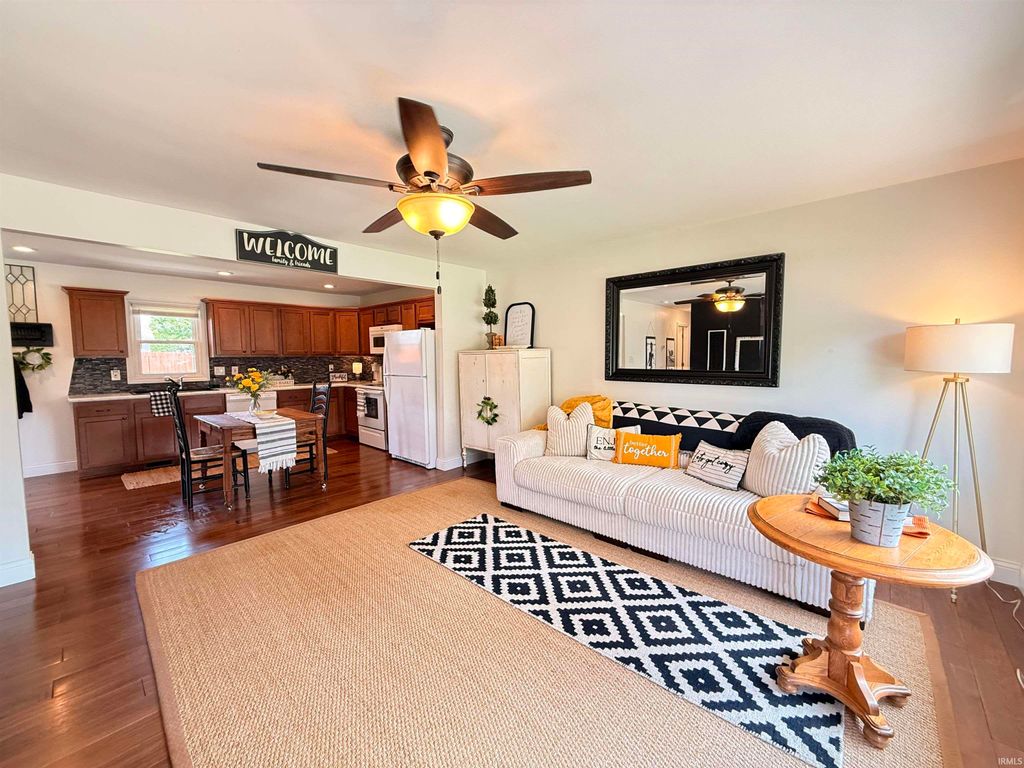 Photo of 1908 Chickasaw Drive, Evansville, IN 47715 (MLS # 202612560)