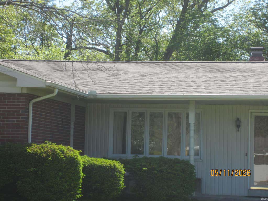 Photo of 906 E 49th Street, Marion, IN 46953 (MLS # 202617749)