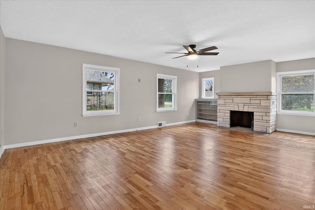 Photo of 20391 Roosevelt Road, South Bend, IN 46614 (MLS # 202611101)