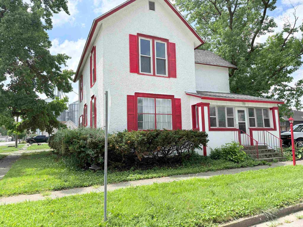 Photo of 125 E Johnson Street, Wolcott, IN 47995 (MLS # 202631588)