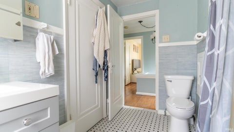 Tiny photo for 1336 E South Street, South Bend, IN 46615 (MLS # 202623142)