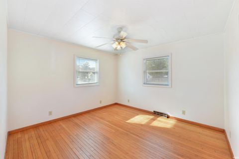 Tiny photo for 2121 N 24th Street, Lafayette, IN 47904 (MLS # 202543910)
