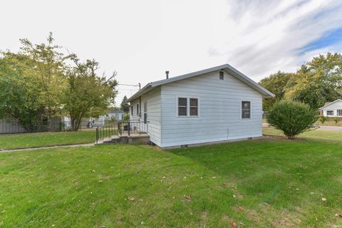 Tiny photo for 2121 N 24th Street, Lafayette, IN 47904 (MLS # 202543910)