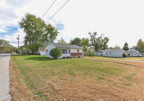 Tiny photo for 2121 N 24th Street, Lafayette, IN 47904 (MLS # 202543910)