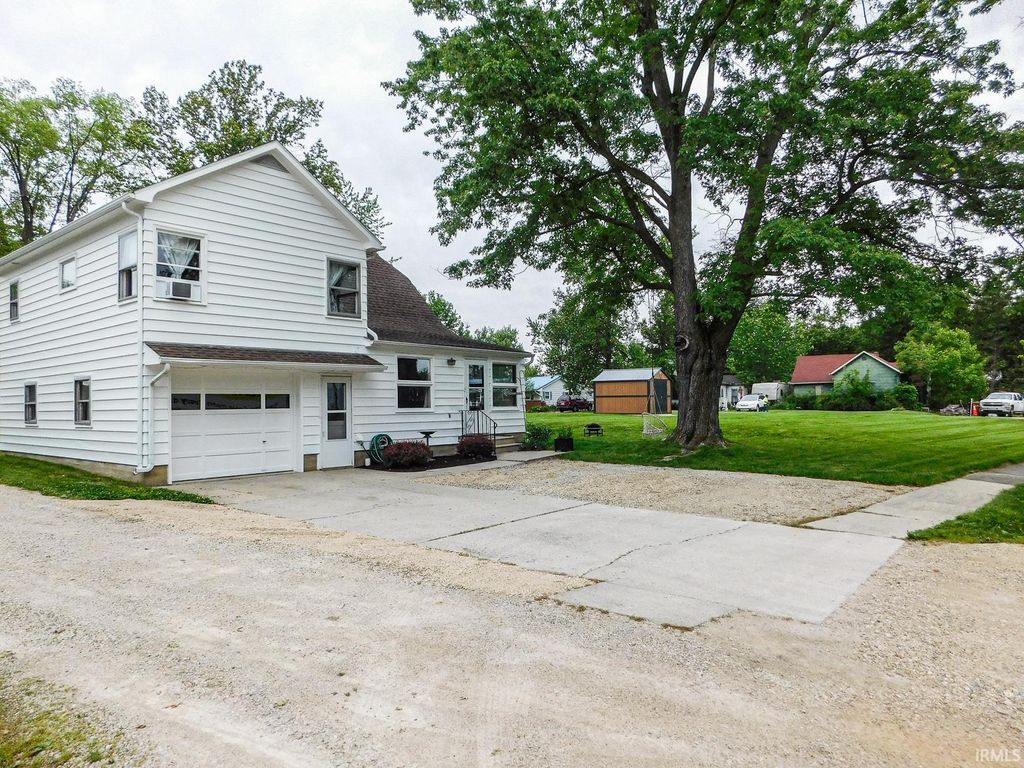Photo of 310 N Main Street, Geneva, IN 46740 (MLS # 202620259)