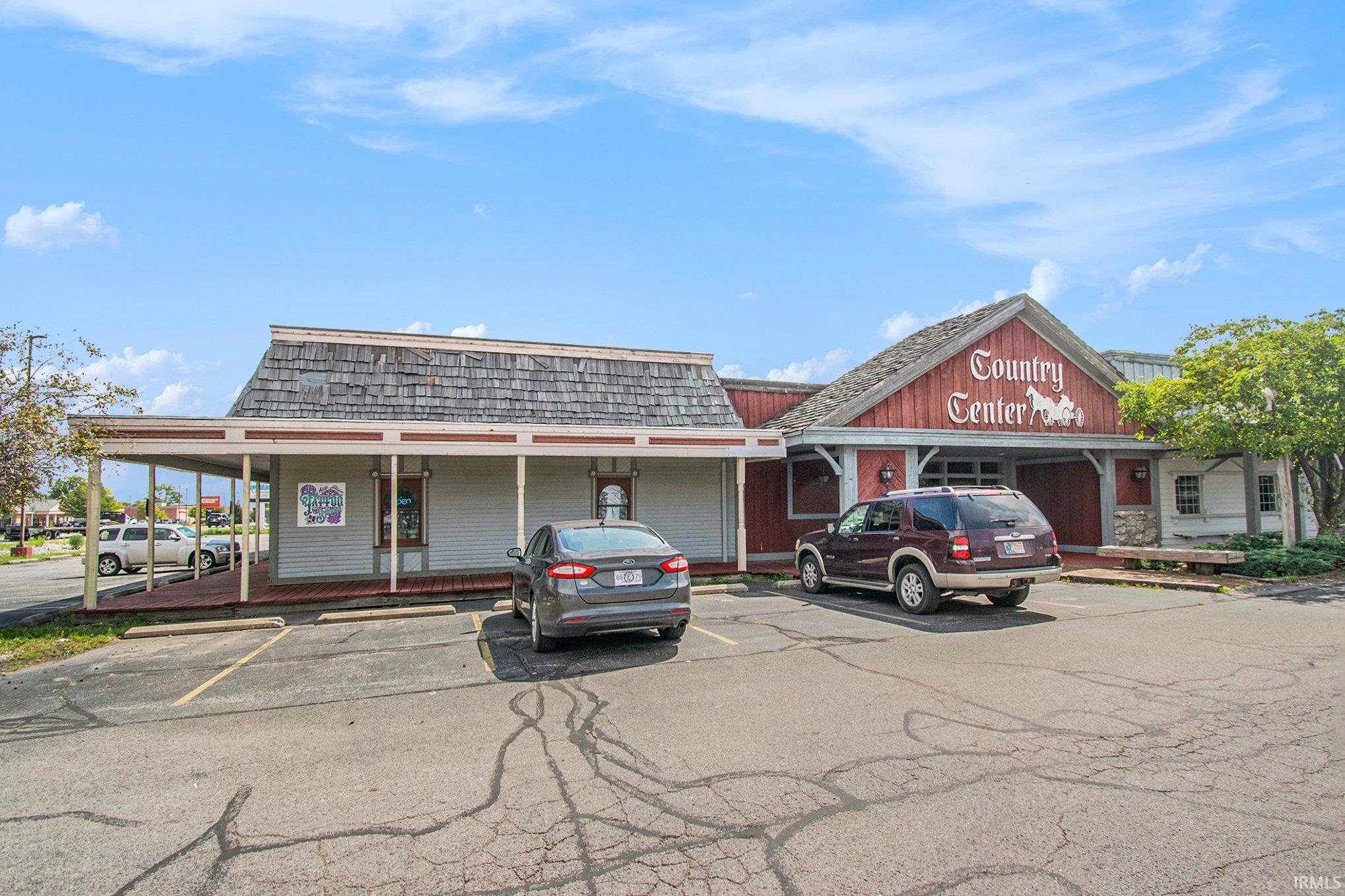 Nappanee, Indiana 46550, United States, ,Residential,Active,45997