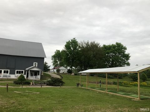 Tiny photo for 625 N State 75 Road, Flora, IN 46929 (MLS # 202507810)