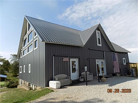 Tiny photo for 625 N State 75 Road, Flora, IN 46929 (MLS # 202507810)